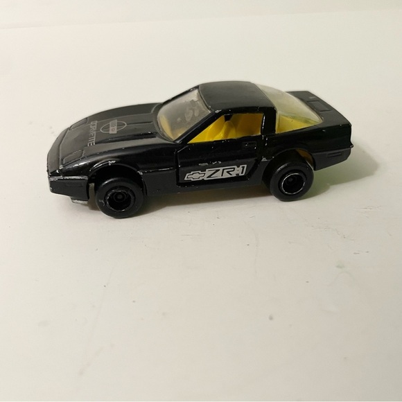 Majorette Chevrolet Corvette Black Fliegl ASW Trailer Diecast Cars - Picture 4 of 15